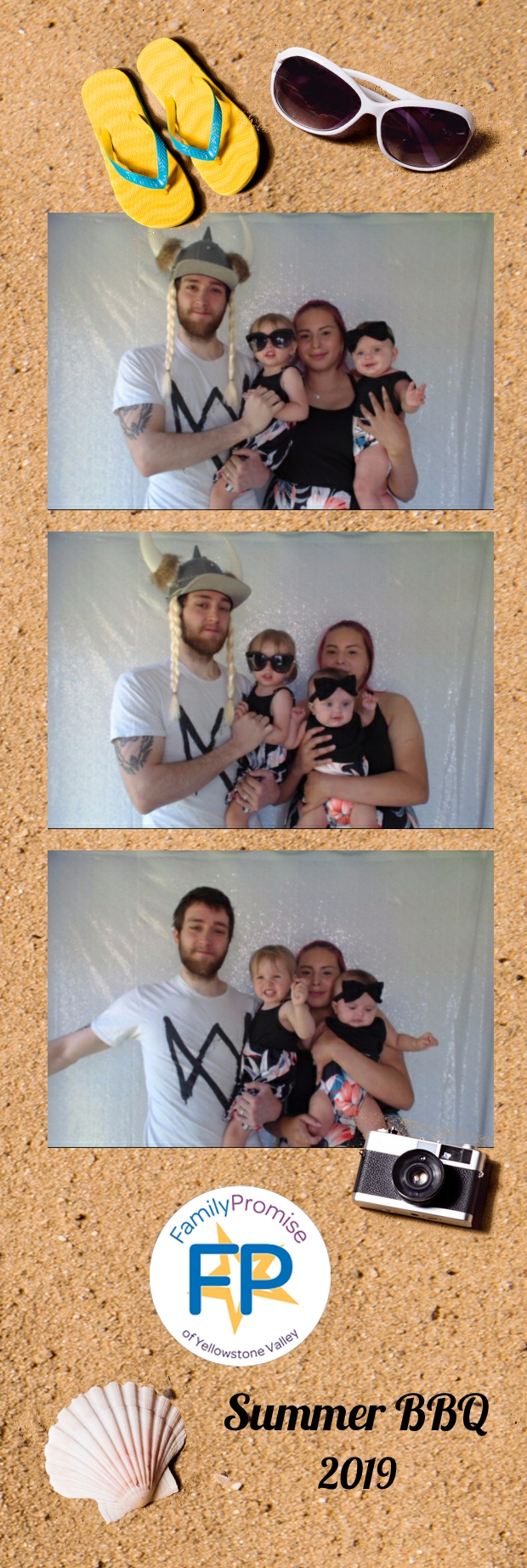 Family BBQ | View more photos from the event at gallery.photoboothbillings.com/u/PhotoBoothBillings/Family-BBQ